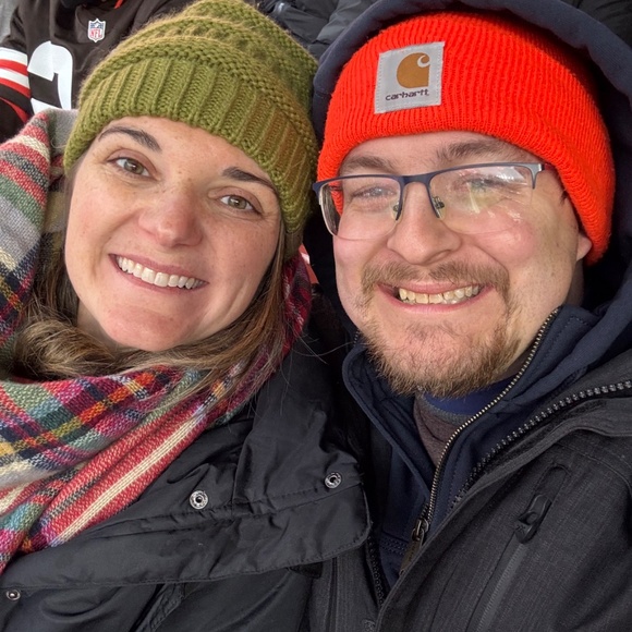 Meet your Posher, Shannon - Picture 2 of 2